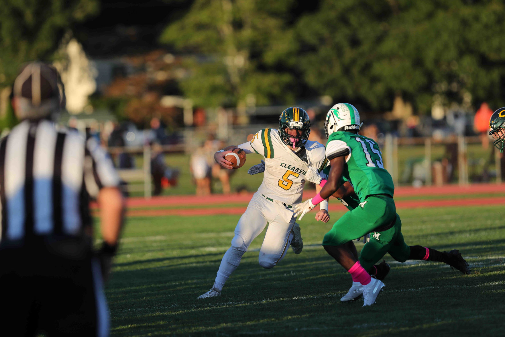 Mainland vs Clearview Football